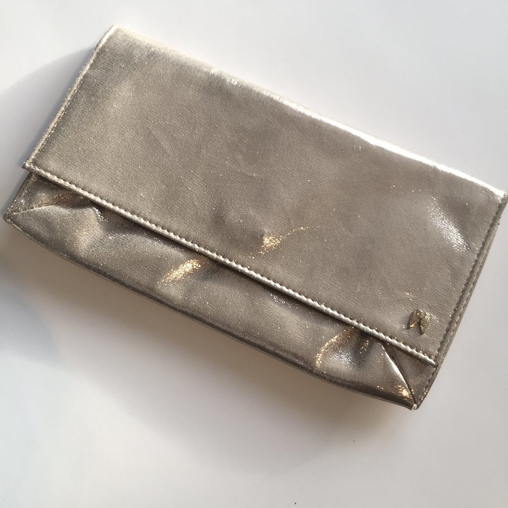 VICTORIA's SECRET Shiny Gold Clutch